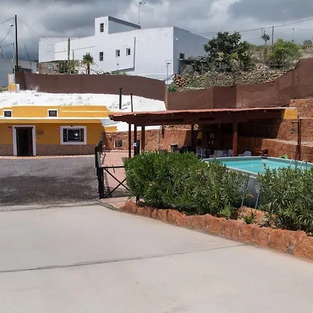 Casa Cueva Mansos