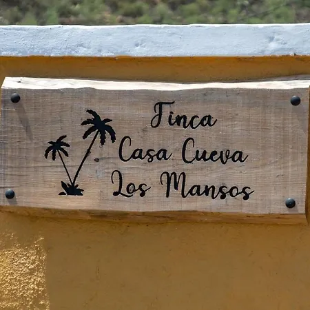 بيت للعطل Casa Cueva Mansos