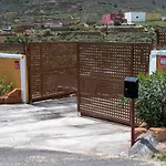 Casa Cueva Mansos Ferienhaus